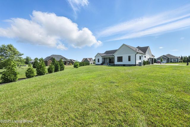 156 Remington Dr, Bardstown, KY 40004