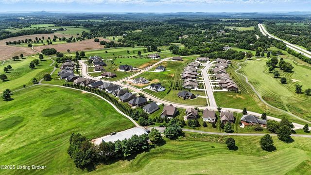 156 Remington Dr, Bardstown, KY 40004