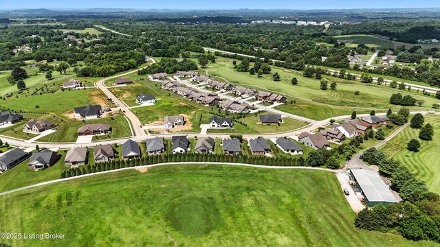 156 Remington Dr, Bardstown, KY 40004