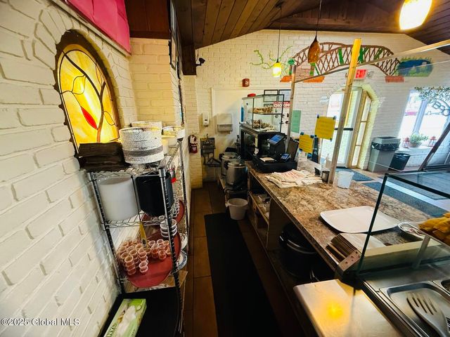 1414 N State Street, Schenectady, NY 12304
