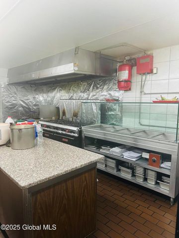 1414 N State Street, Schenectady, NY 12304
