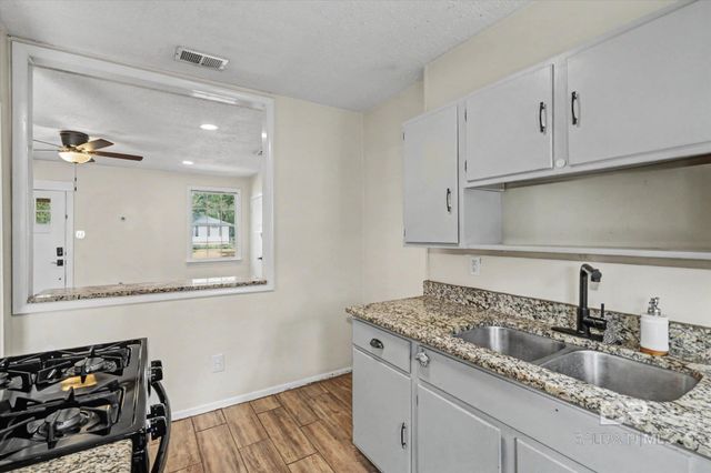 5117 Norton Lane, Mobile, AL 36608