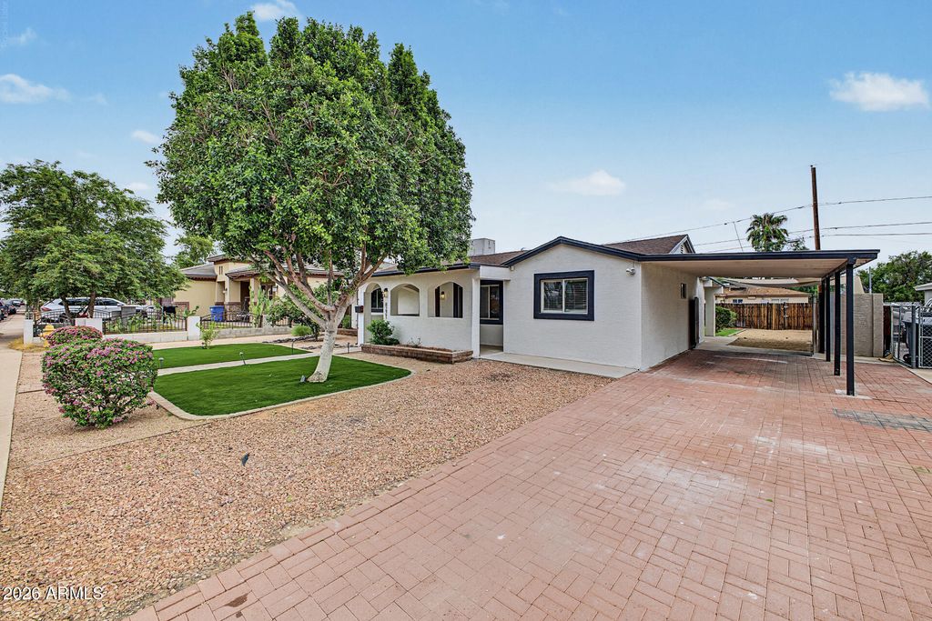 8221 N 31ST Avenue, Phoenix, AZ 85051 — photo 3