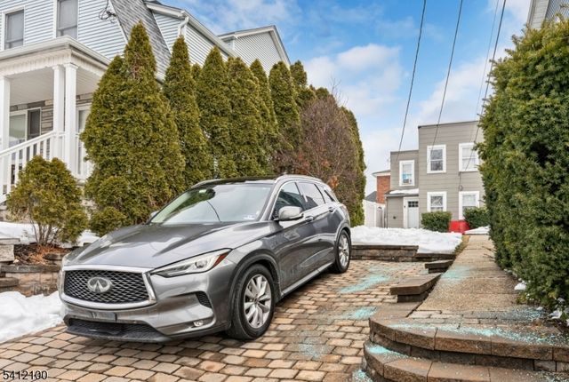 19 Entwistle Ave, Nutley Twp., NJ 07110