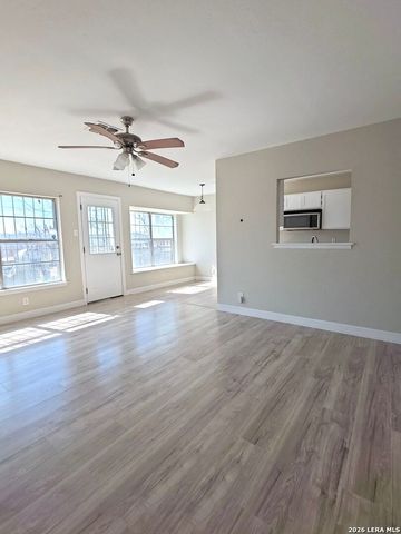 8947 Seacliff St., San Antonio, TX 78242