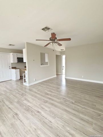 8947 Seacliff St., San Antonio, TX 78242