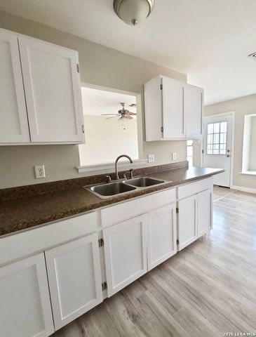 8947 Seacliff St., San Antonio, TX 78242