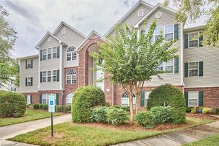 423 Scholastic Drive, Winston-salem, NC 27106