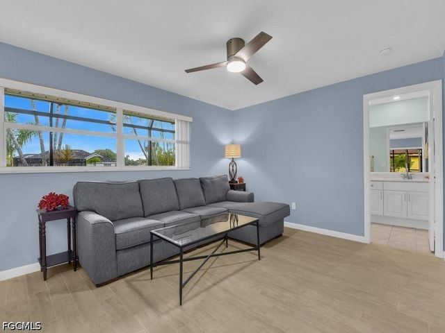 28372 Verde LN, Bonita Springs, FL 34135