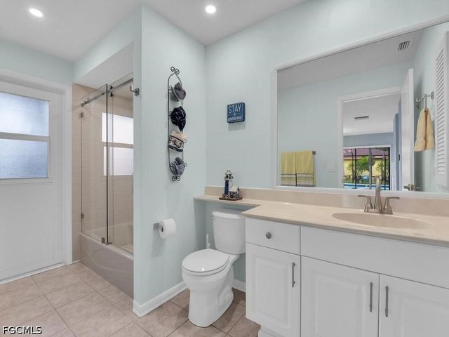 28372 Verde LN, Bonita Springs, FL 34135