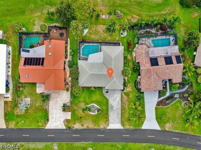 28372 Verde LN, Bonita Springs, FL 34135