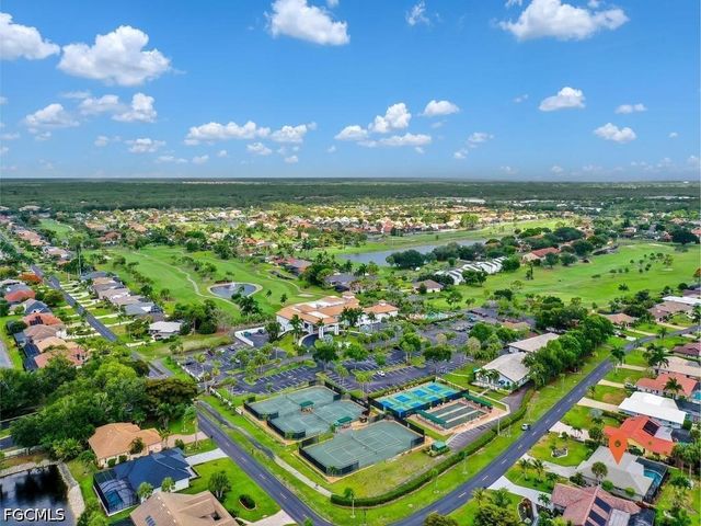 28372 Verde LN, Bonita Springs, FL 34135