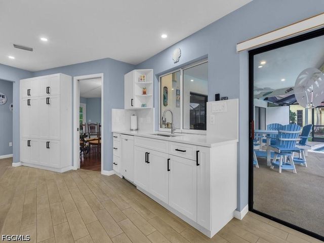 28372 Verde LN, Bonita Springs, FL 34135