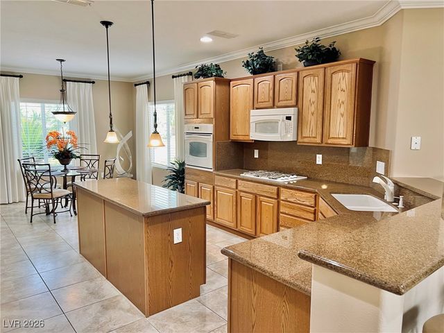 2192 Canyonville Drive, Henderson, NV 89044