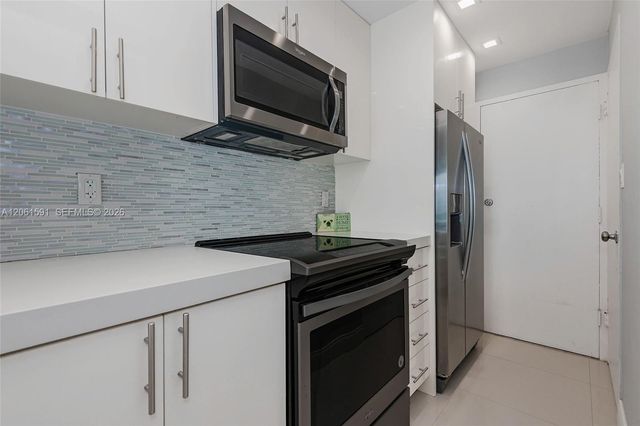 1000 West Ave 1220, Miami Beach, FL 33139
