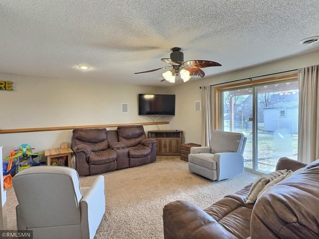 9873 Park Place Drive, Monticello, MN 55362