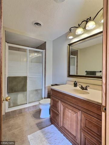 9873 Park Place Drive, Monticello, MN 55362