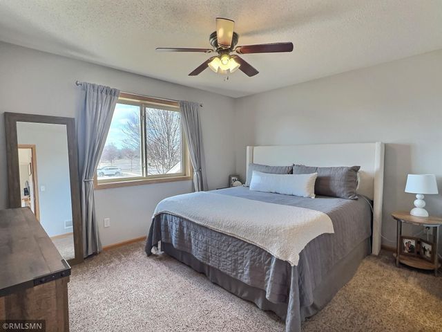 9873 Park Place Drive, Monticello, MN 55362