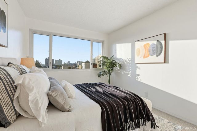 1001 Pine Street 906, San Francisco, CA 94109