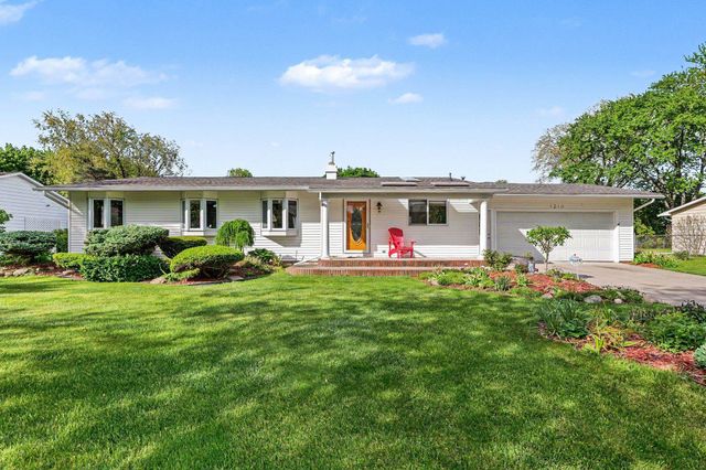 1210 Glenwood Drive, Pleasant, MI 48858