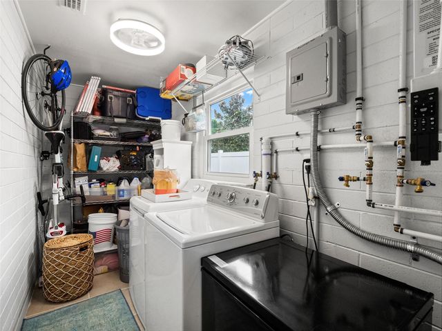 1502 DOVE DRIVE, Orlando, FL 32803