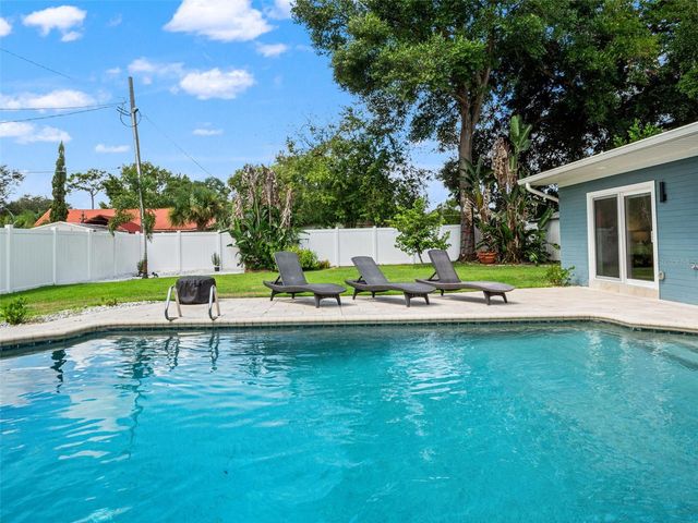 1502 DOVE DRIVE, Orlando, FL 32803