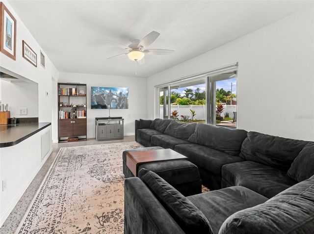 1502 DOVE DRIVE, Orlando, FL 32803