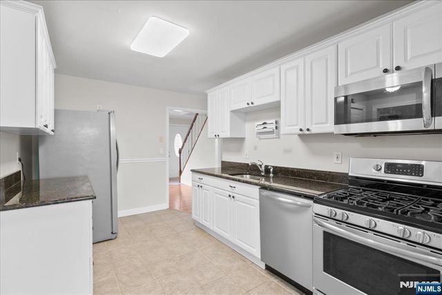 40 Hunterdon Road, West Orange, NJ 07052