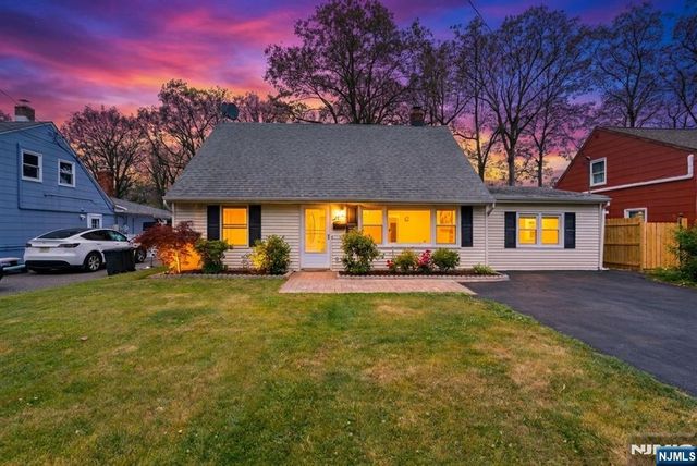40 Hunterdon Road, West Orange, NJ 07052