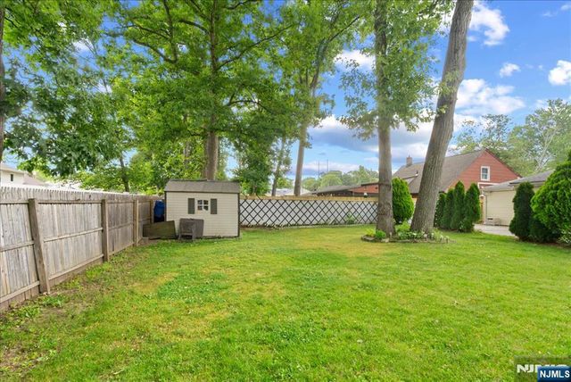 40 Hunterdon Road, West Orange, NJ 07052