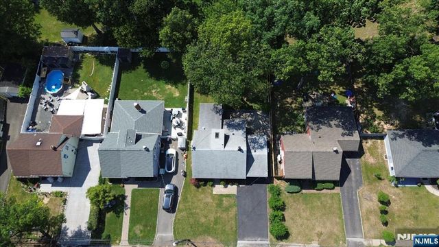 40 Hunterdon Road, West Orange, NJ 07052