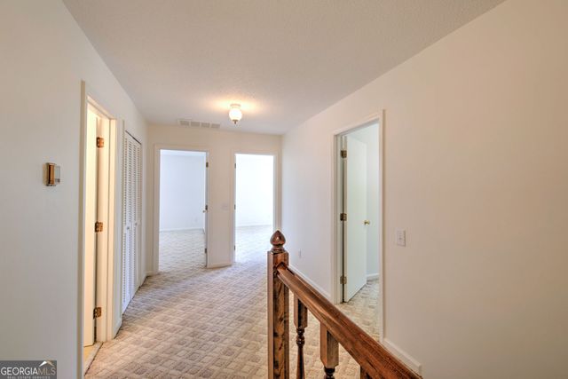 60 Inali Den Lane, Clayton, GA 30525