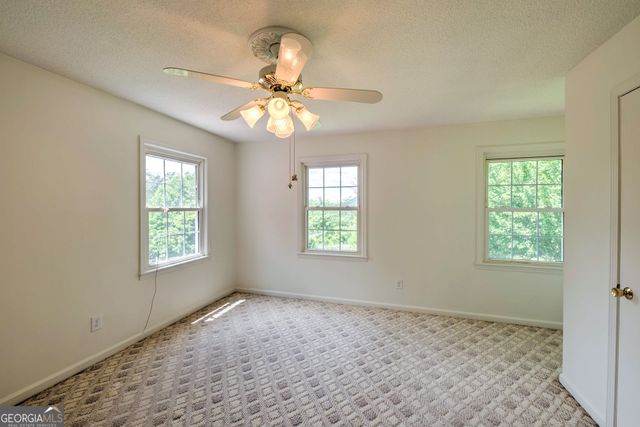 60 Inali Den Lane, Clayton, GA 30525