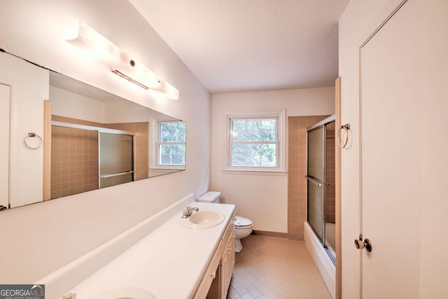 60 Inali Den Lane, Clayton, GA 30525
