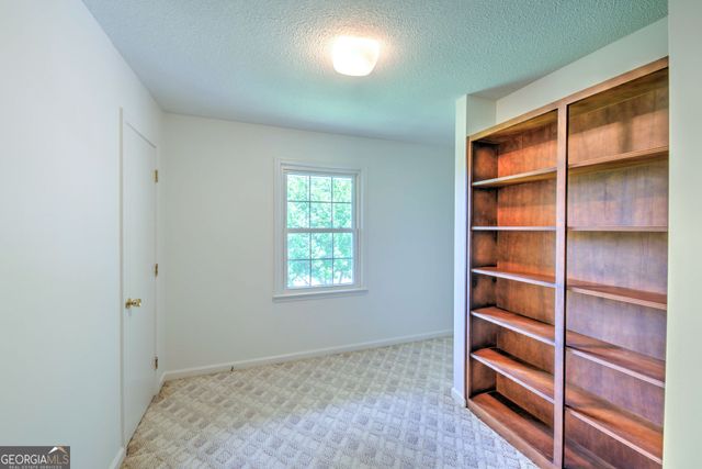 60 Inali Den Lane, Clayton, GA 30525