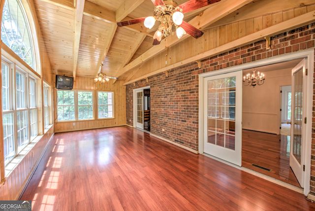 60 Inali Den Lane, Clayton, GA 30525