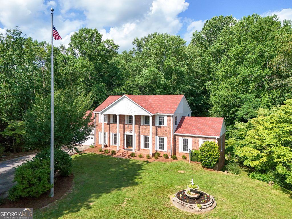 60 Inali Den Lane, Clayton, GA 30525