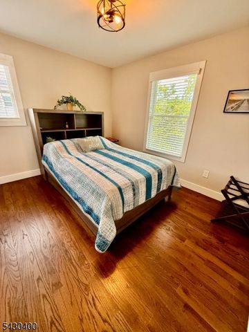 34 Waterwitch Ave, Highlands Boro, NJ 07732