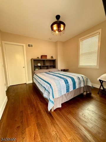 34 Waterwitch Ave, Highlands Boro, NJ 07732