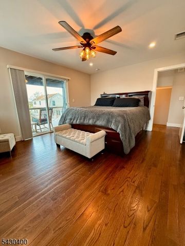 34 Waterwitch Ave, Highlands Boro, NJ 07732