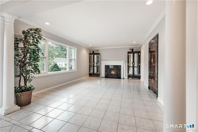 30 Riverside Avenue 1st fl, Stamford, CT 06905