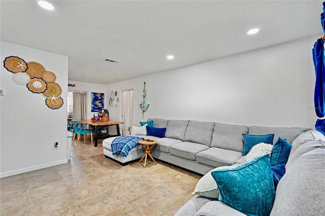 11208 DUNCAN STREET, Seminole, FL 33772