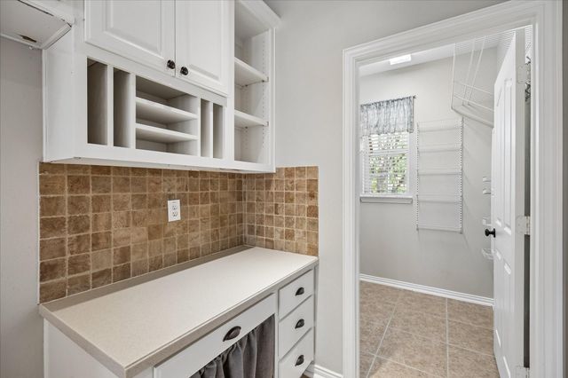 12847 Magic Falls Drive, Tomball, TX 77377