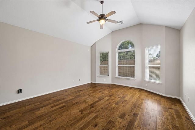 12847 Magic Falls Drive, Tomball, TX 77377
