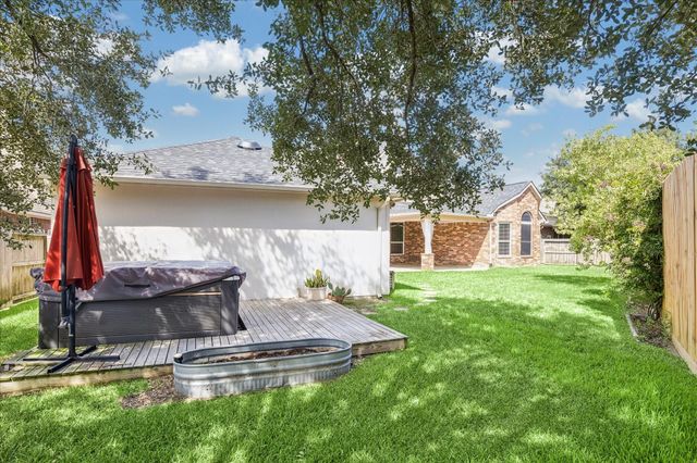 12847 Magic Falls Drive, Tomball, TX 77377