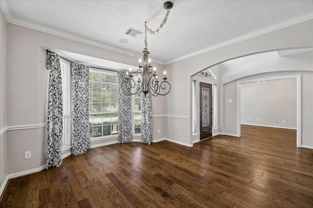 12847 Magic Falls Drive, Tomball, TX 77377