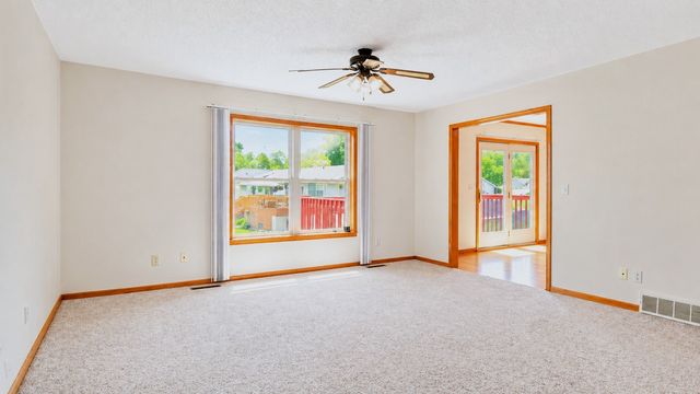 2416 C Street SW, Cedar Rapids, IA 52404