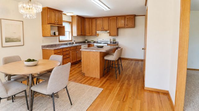 2416 C Street SW, Cedar Rapids, IA 52404