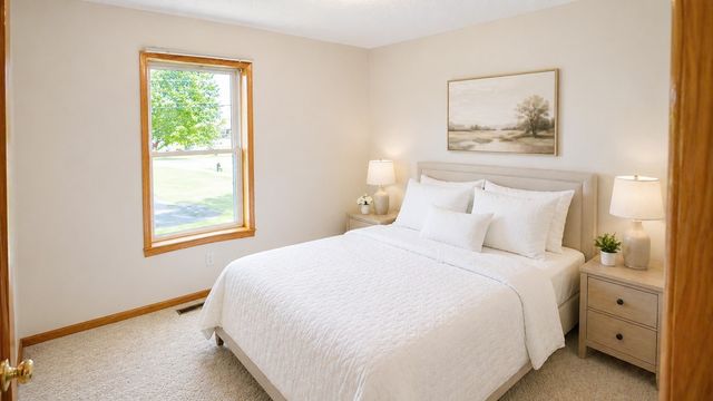 2416 C Street SW, Cedar Rapids, IA 52404