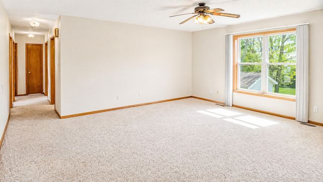 2416 C Street SW, Cedar Rapids, IA 52404